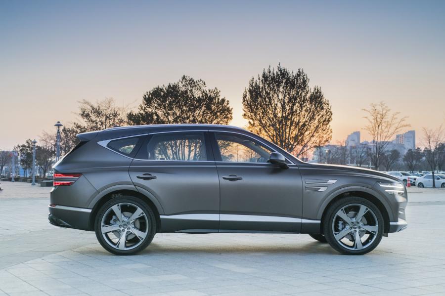  Genesis GV80 2020 года  (KR) (фото 8 из 16)